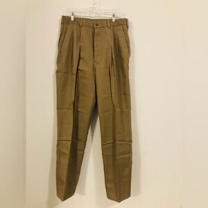 ST Johns Bay khaki Wear wrinkle free 100% Cotton men’s pleated pants 34w34L